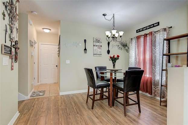 Building Photo - 817 Ashentree Dr