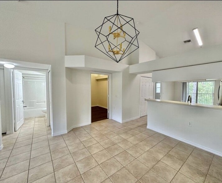 Building Photo - 25735 Lake Amelia Way
