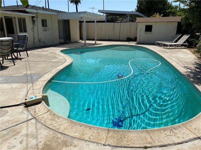 Building Photo - 209 E Wilson Ave