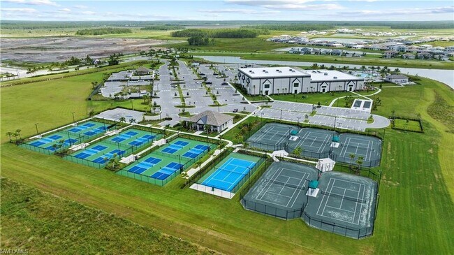 Building Photo - 18336 Parksville Dr