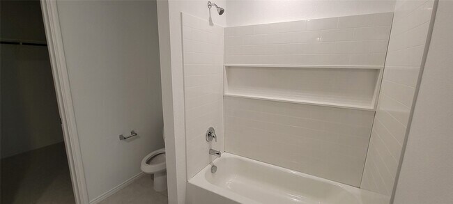 Building Photo - 2636 Turtle Dove Dr