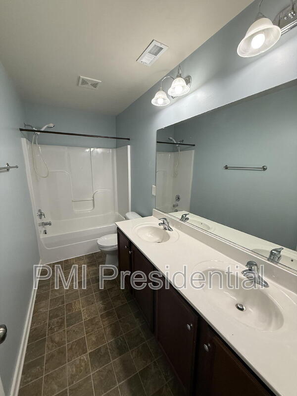 Building Photo - 11319 Heartleaf Pl