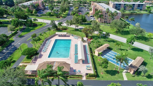 Building Photo - 6586 Southurst Terrace