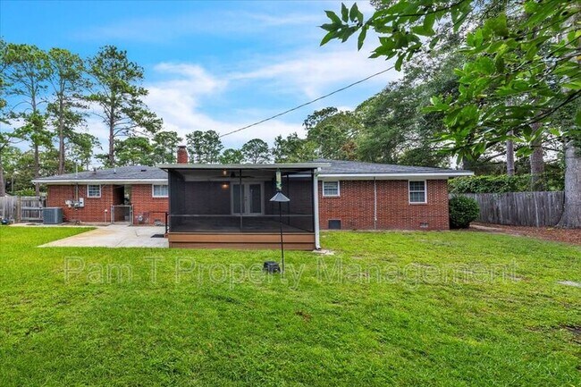 Building Photo - 2009 Bacon Park Dr