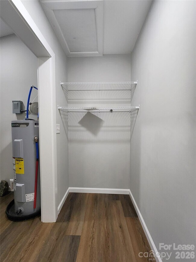 Building Photo - 161 Cannon Ave NW