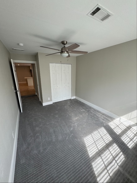 Building Photo - 329 E 25th St