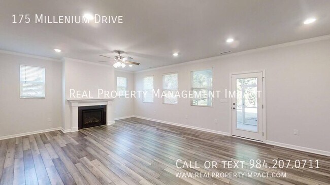 Building Photo - 175 Millennium Dr
