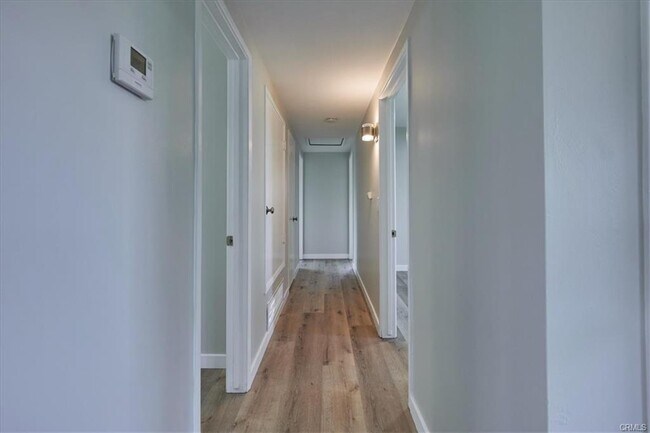 Building Photo - 786 Glenshaw Dr