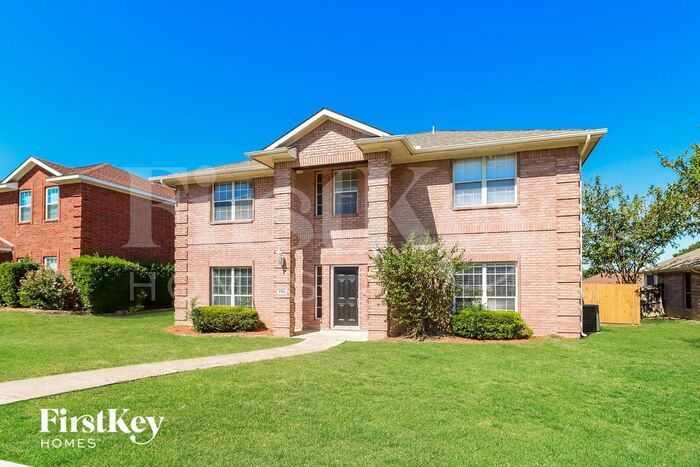 Building Photo - 205 Cedar Ridge Dr