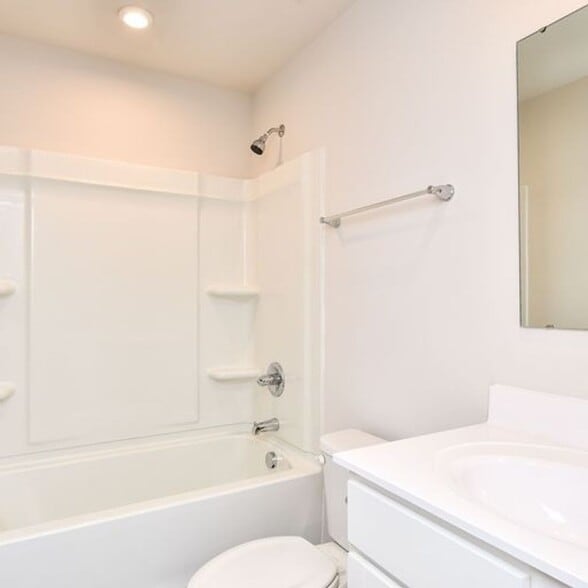 Building Photo - 403 Hampton Townes Dr