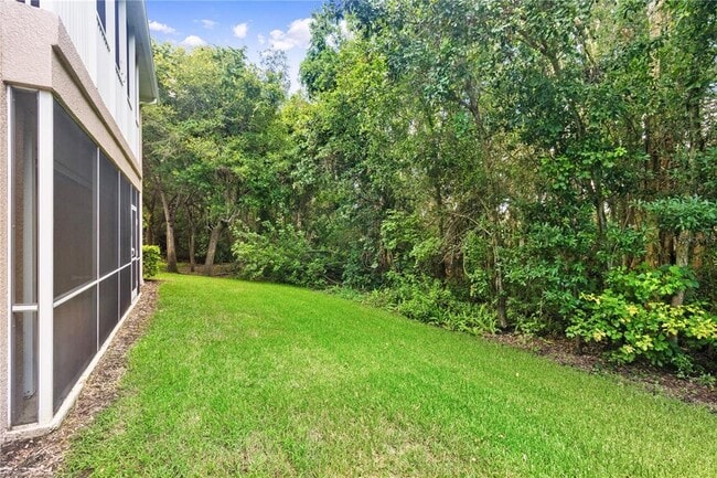 Building Photo - 852 Lantern Way