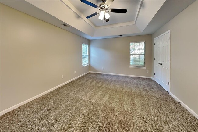 Building Photo - 7005 Greenfield Ln