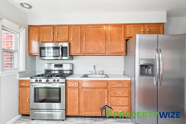 Building Photo - 3705 Midheights Rd