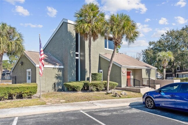 Building Photo - 6120 Peregrine Ave