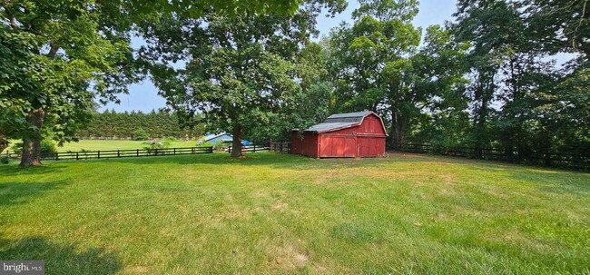 Building Photo - 10109 Lees Mill Rd