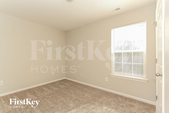 Building Photo - 4616 Trillium Fields Dr