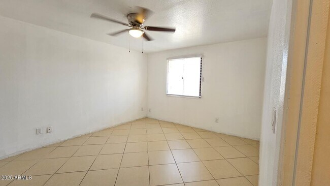Building Photo - 4724 N 61st Ave