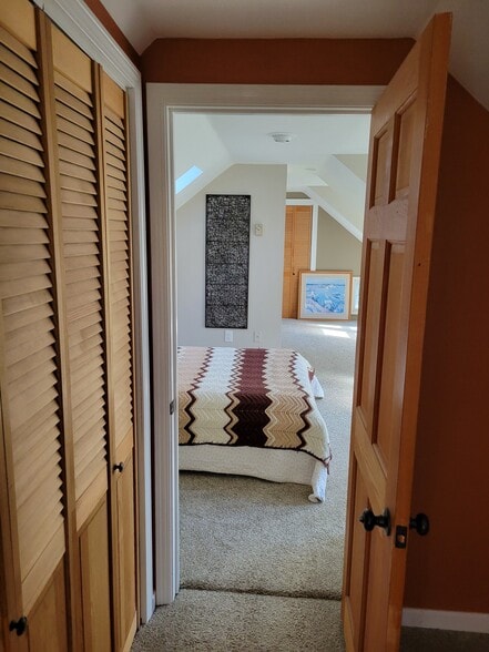 MB w/Furniture - 106 Granite St