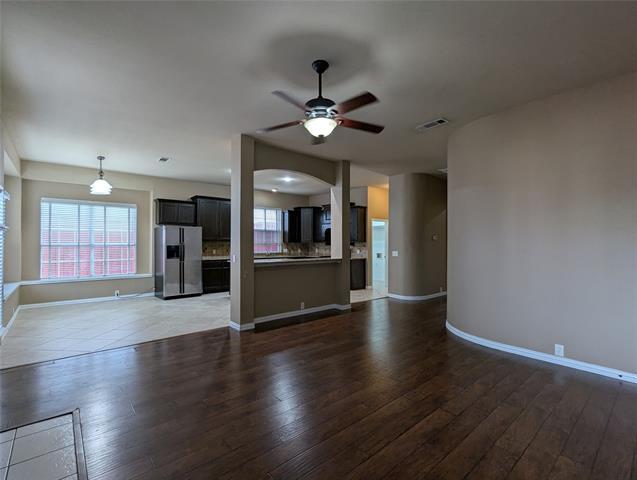 Building Photo - 8912 Smokey Dr