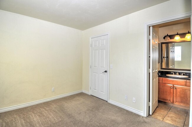 Building Photo - 5022 Los Morros Way