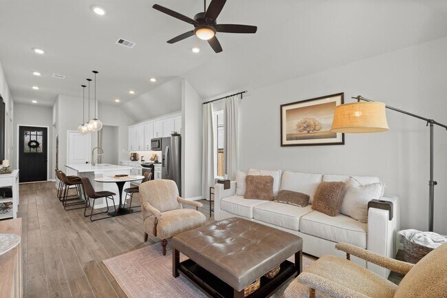 Building Photo - 21131 Austin Chalk Dr