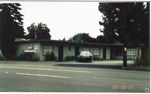 Building Photo - Big Fir Apartments