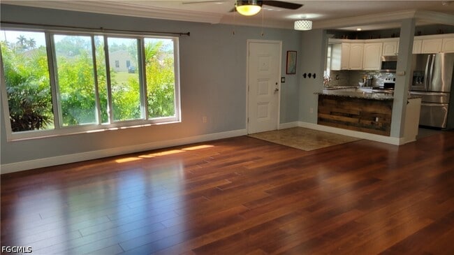 Building Photo - 1403 Davis Dr