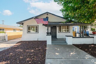 Building Photo - 644 E Nocta St