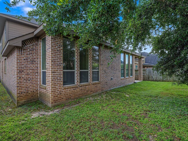 Building Photo - 27215 Symphony Creek Ln