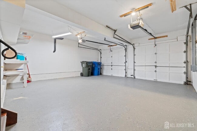 Building Photo - 2908 Madaline Dr