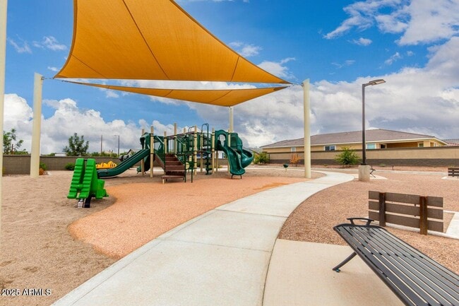 Building Photo - 20924 S 231st Way