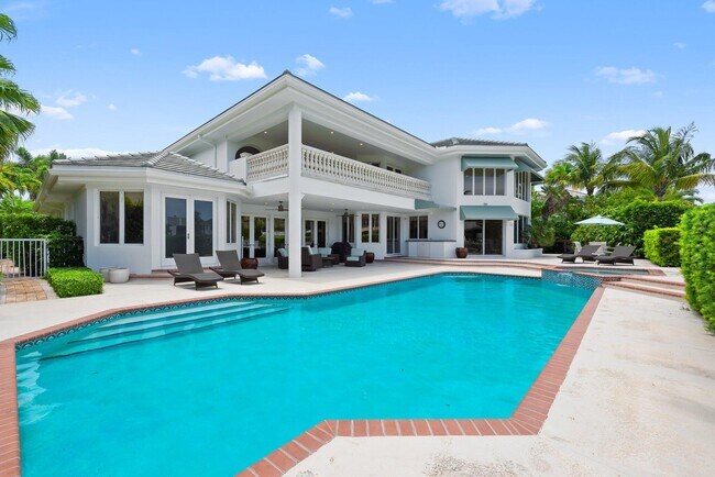 Building Photo - 396 E Coconut Palm Rd