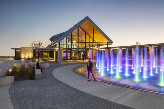 Building Photo - 8094 Evergreen Ln N