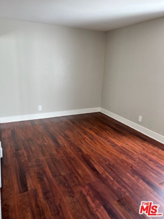 Building Photo - 5916 Las Virgenes Rd