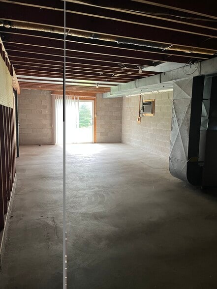 Building Photo - N8172 950th St