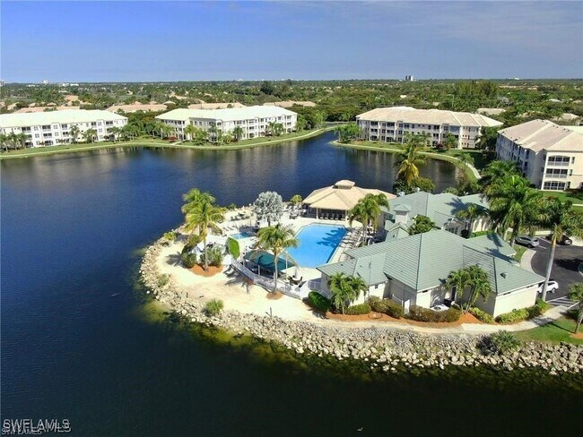 Building Photo - 9140 Southmont Cove