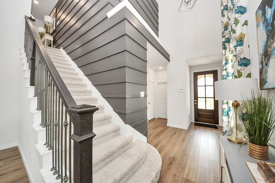 Building Photo - 15734 Autumn Sun Ct