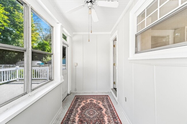 Building Photo - Bright & Comfortable North Providence Sing...