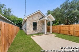 Building Photo - 109 Remolino