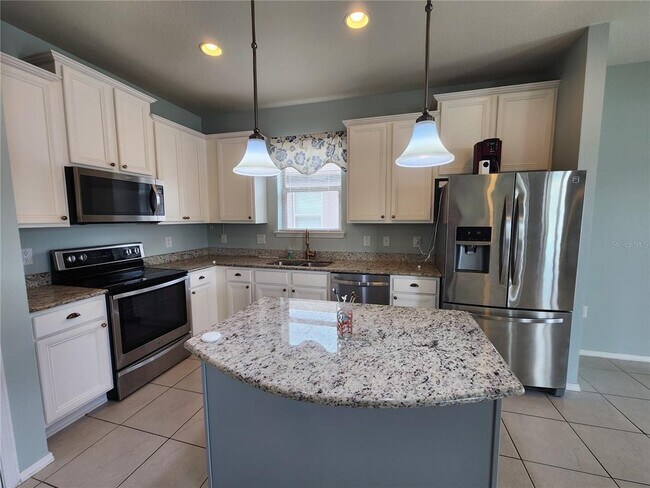 Building Photo - 15734 Stone House Dr