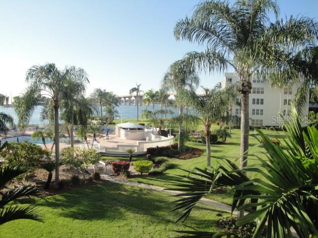 Building Photo - 6061 Bahia Del Mar Cir N