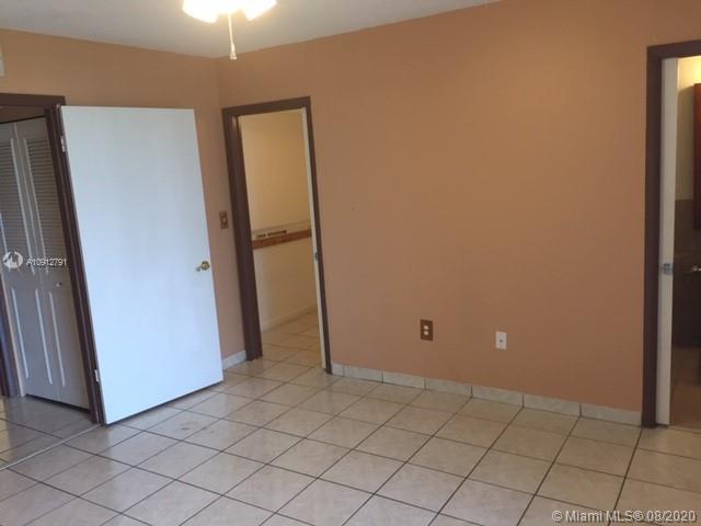 Building Photo - 8045 SW 107th Ave