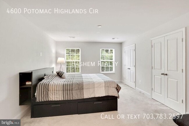 Building Photo - 4600 Potomac Highlands Cir