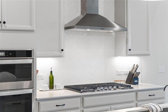 Building Photo - 156 Janelle Ln