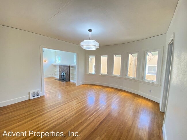 Building Photo - 3 br, 2 bath House - 4739 El Centro Ave