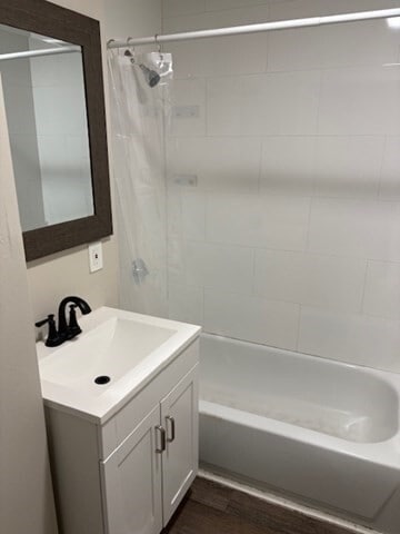 Building Photo - 58 Bridge St