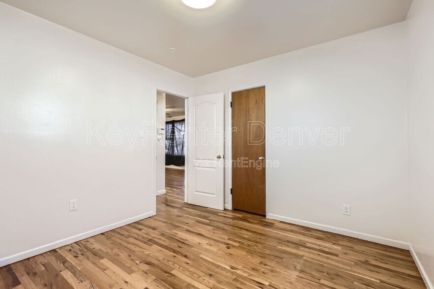 Building Photo - 6630 Magnolia St