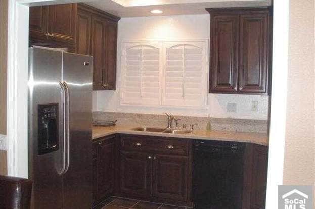 Building Photo - 24351 Marquis Ct