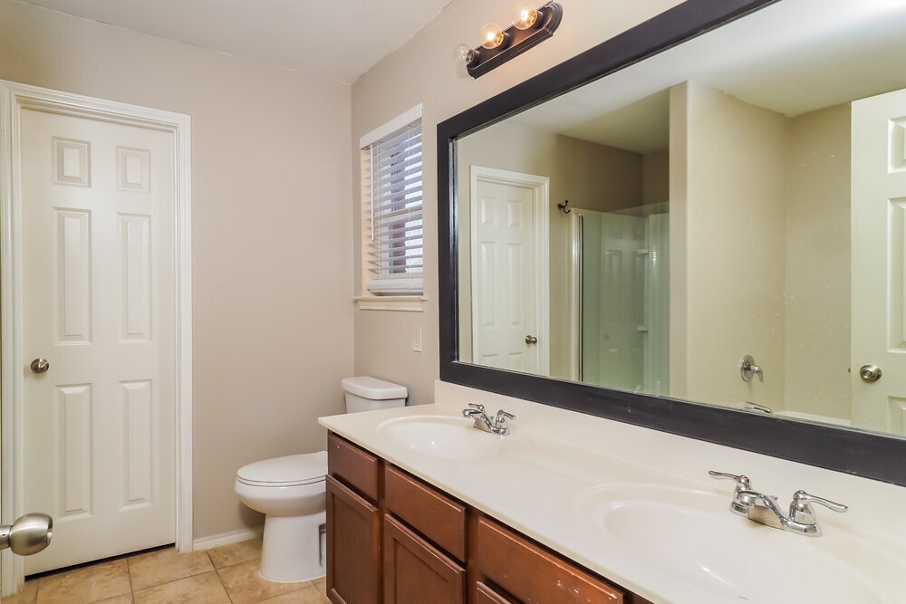 Building Photo - 3200 Sadie Trail