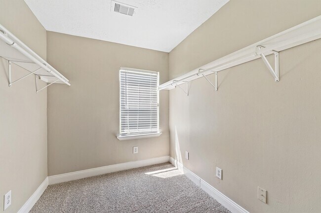 Building Photo - 4815 Arvilla Ln